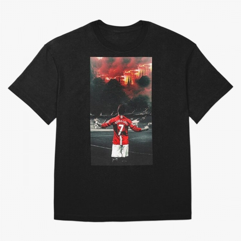 cristiano ronaldo manchester Oversized T-Shirt Follow Global Football Passion for FIFA World Cup 2026, Made for CR7 and Messi, England and Germany, Tournament Hype, Historic Matchups, Family Viewing Parties and Global Sports Pride; Great for Watch