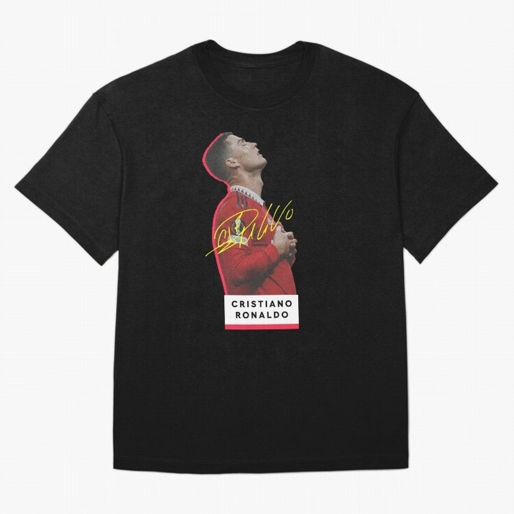 New Celebration Ronaldo Oversized T-Shirt Stand Out with Spirit from FIFA World Cup 2026 Spirit, Centered on Portugal, Cristiano Ronaldo, Stadium Chants, National Pride, Trophy Dreams and Unforgettable Football Memories; Made for Collectors Who