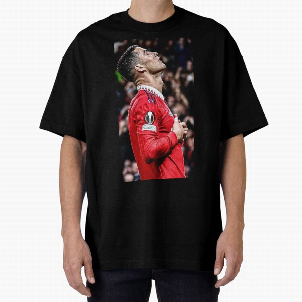 Cristiano Ronaldo CR7 Oversized T-Shirt Bring Global Tournament Vibes to FIFA World Cup 2026 for Fans of Messi and England, Bringing Goal Celebration Energy, Supporter Heritage, Football Icons and Worldwide Tournament Joy; Ideal for Fans Who Follow
