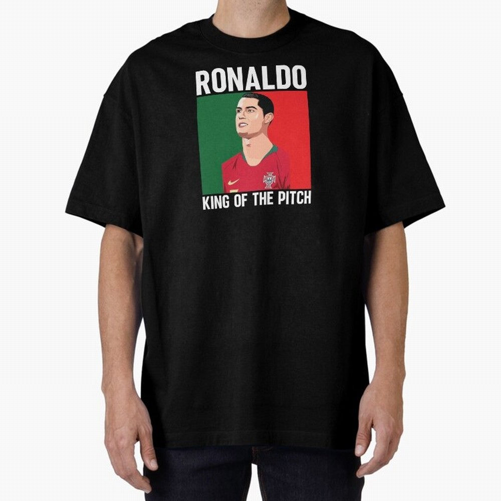 Ronaldo: King Of The Pitch Oversized T-Shirt Upgrade FIFA World Cup 2026 for Fans of Mbappe and England, Bringing Football Festival Excitement, Trophy Ambitions, Country Rivalries and Star Player Buzz; Ideal for Passionate Fans Who Love Underdog