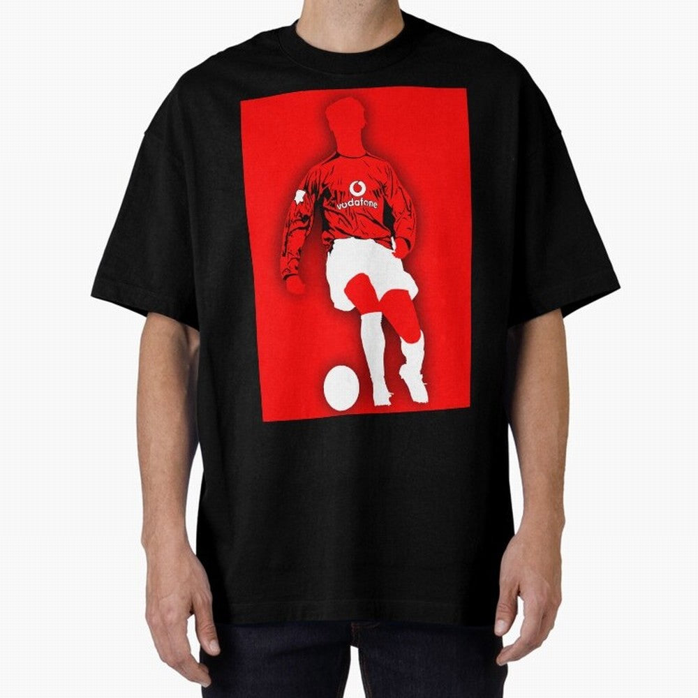 Cristiano Ronaldo Manchester United Silhouette ¨C Legendary Red Devil Artwork by GrizzlyGFX Oversized T-Shirt Make Memories around FIFA World Cup 2026 Group Stage for Fans of Messi and Cristiano Ronaldo and Argentina, France and Brazil, Bringing