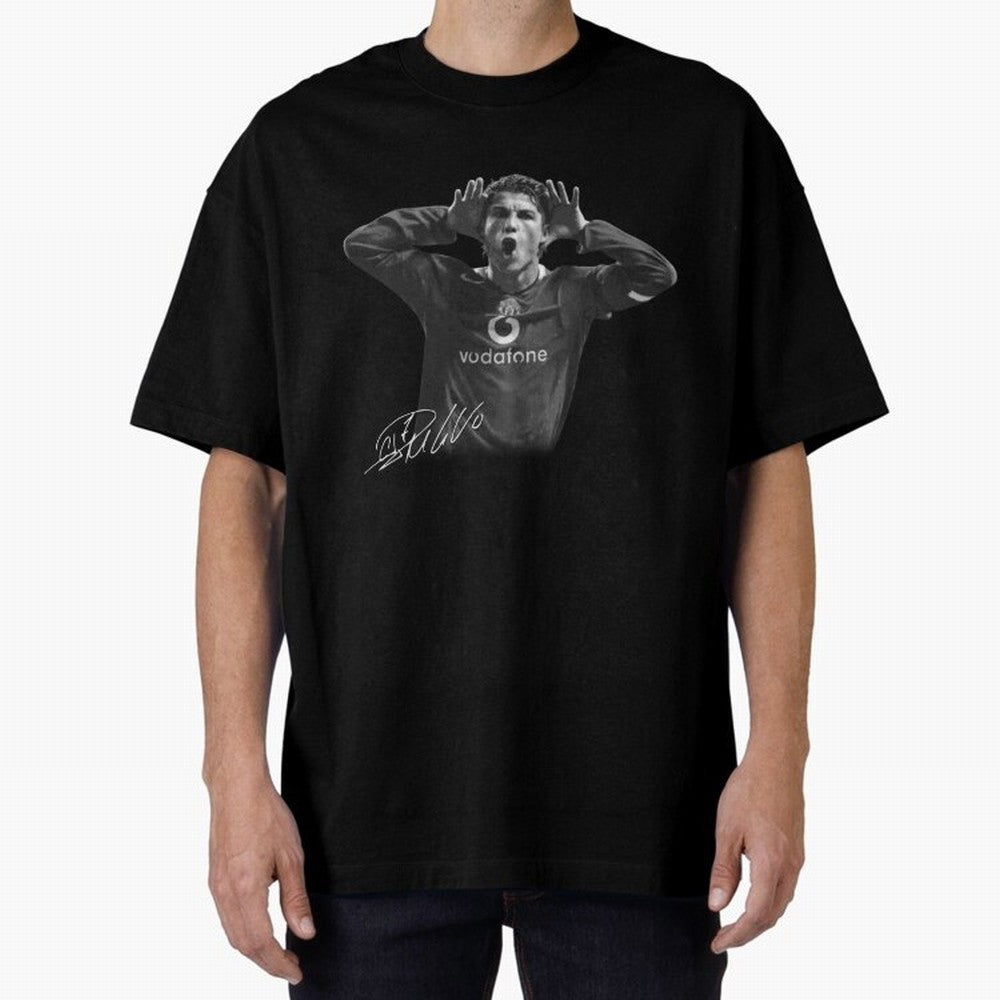 Black and White Cristiano Ronaldo T-Shirt Young Manchester Ronaldo - Celebration Oversized T-Shirt Support Global Football Passion for FIFA World Cup 2026 USA Canada Mexico, Built around CR7 and Messi, England, France and Netherlands, Worldwide Fan