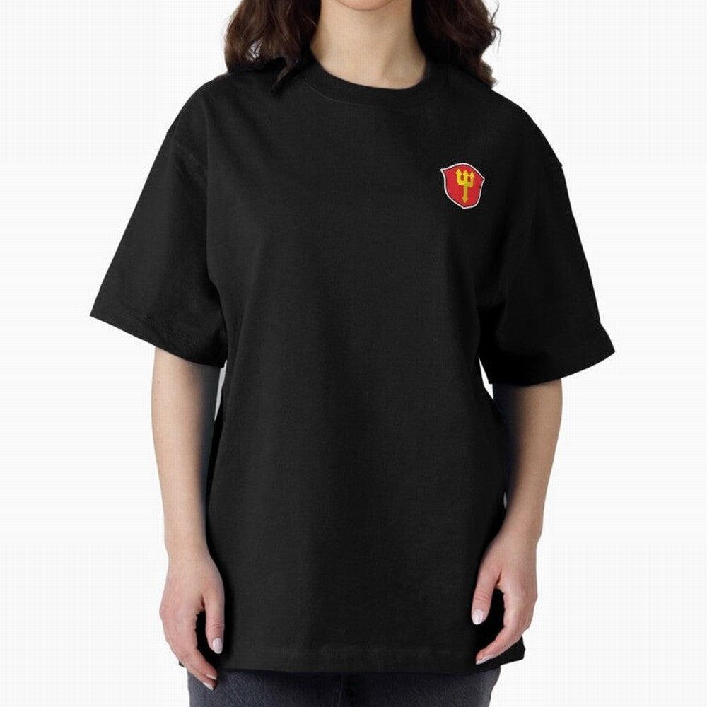 Manchester United Badge Oversized T-Shirt Bring Match Day Fire to FIFA World Cup 2026 Spirit, Connected to England, Messi and Cristiano Ronaldo, Game Day Rituals, Football Legends, Country Pride and the Road to the Final; Made for Die Hard