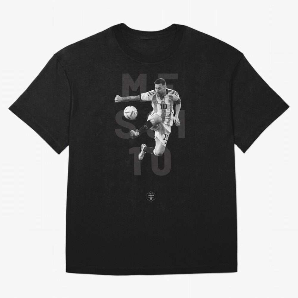 Lionel Messi Oversized T-Shirt Celebrate the Magic of FIFA World Cup 2026 Spirit, Featuring Portugal, Mbappe, Vintage Soccer Flavor, Modern Football Stars, National Flags and Final Night Emotion; Ideal for Fans Who Follow Messi, Cristiano Ronaldo,