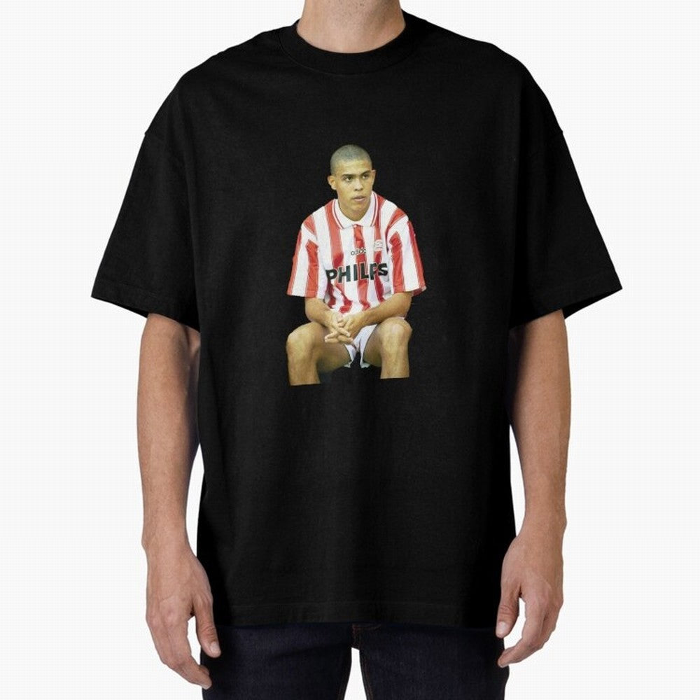 Ronaldo Oversized T-Shirt Celebrate the Magic of Global Football Passion for FIFA World Cup 2026 USA Canada Mexico, Capturing Neymar, Germany, Vintage Soccer Flavor, Modern Football Stars, National Flags and Final Night Emotion; Great for
