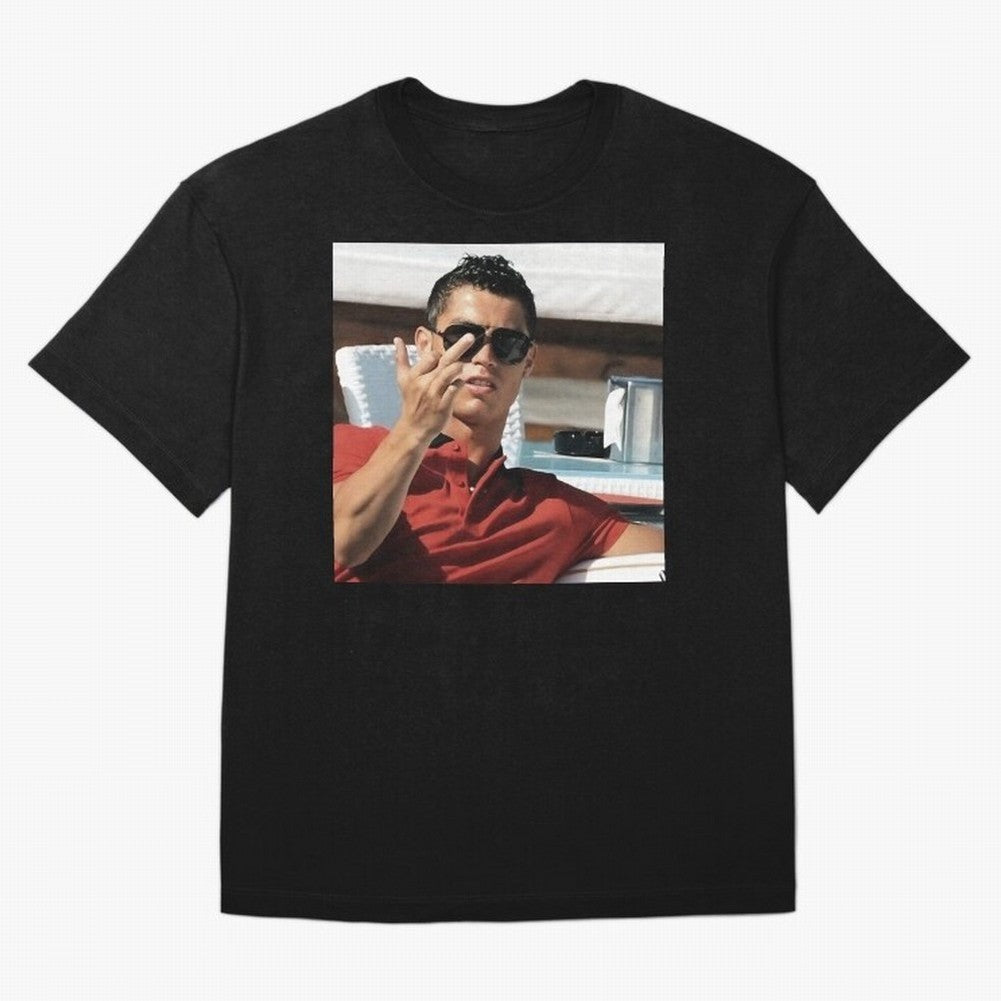Ronaldo Oversized T-Shirt Bring Bold Fan Energy to FIFA World Cup 2026 for Fans of Haaland and Mbappe and Spain, Bringing Classic Soccer Heritage, Championship Pressure, Fan Loyalty and International Pride; Perfect for People Who Love Argentina,