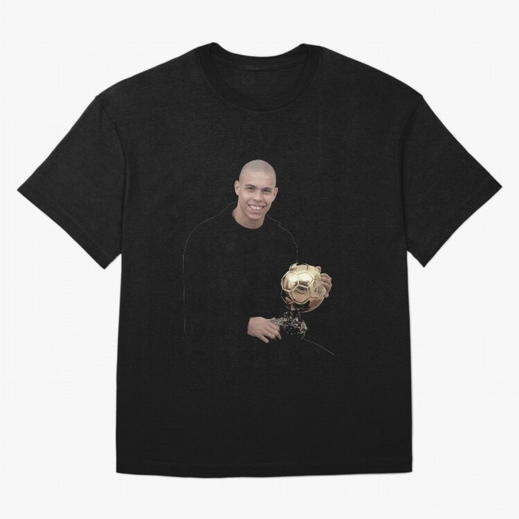Ronaldo Iconic Ballon d¡¯Or Football Art Oversized T-Shirt Show Up for the Glory of Match Day Hype around FIFA World Cup 2026, CR7 and Messi, Portugal, Spain and Germany, Vintage Soccer Flavor, Modern Football Stars, National Flags and Final Night