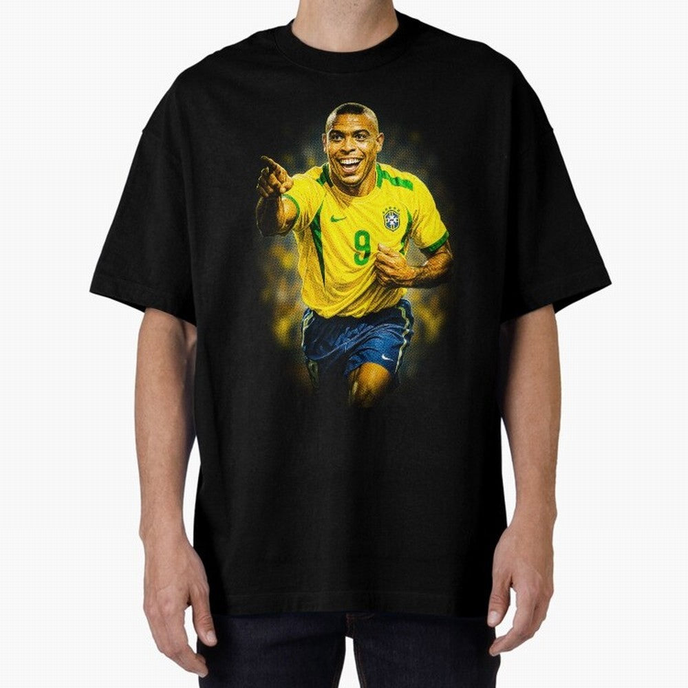 Ronaldo Naz¨¢rio Oversized T-Shirt Capture Global Football Passion for FIFA World Cup 2026, Capturing Messi and Cristiano Ronaldo, Brazil, Championship Spirit, Famous Goals, Roaring Crowds and International Football Unity; Made for Collectors Who