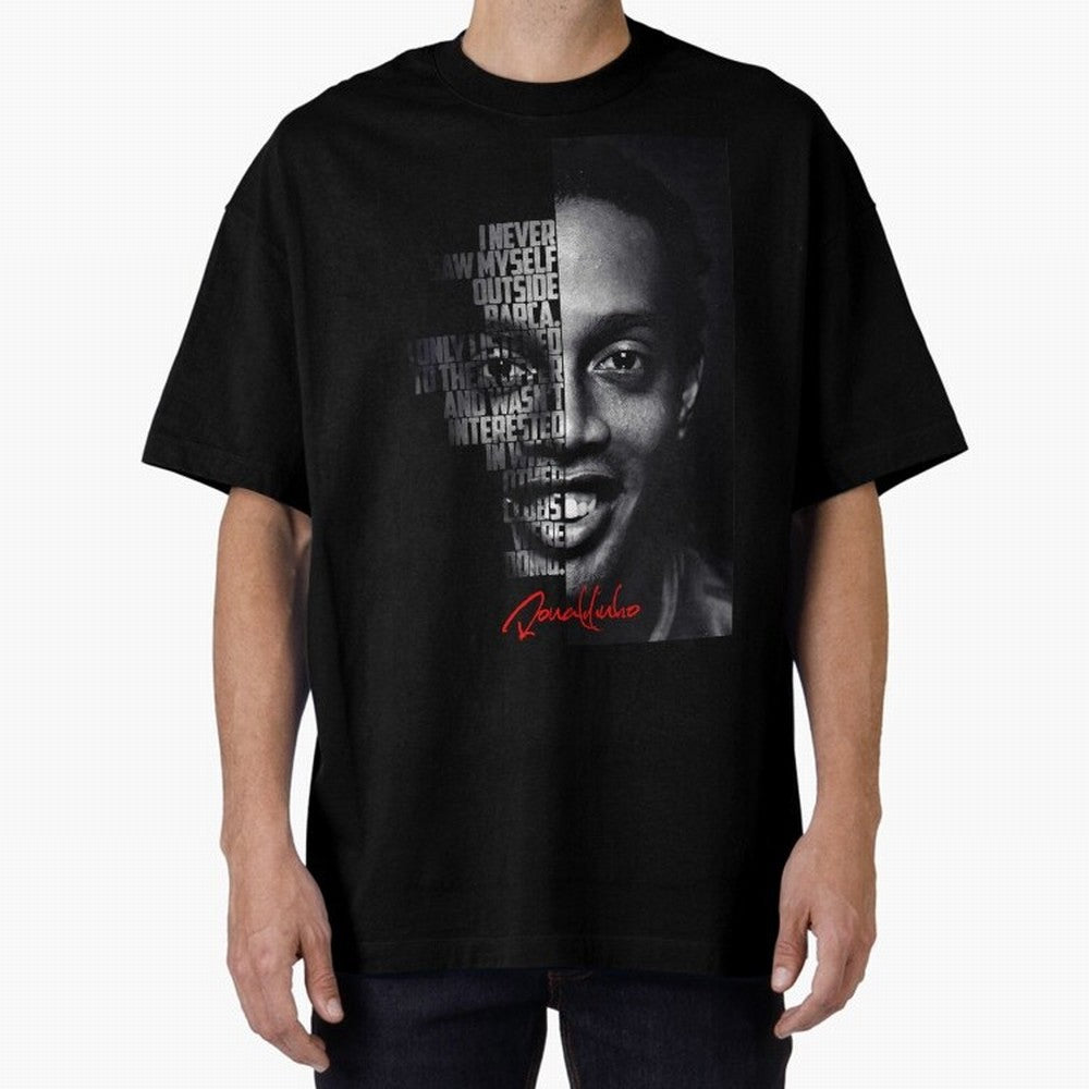 Black and white Ronaldinho quote. Oversized T-Shirt Back the Journey through Match Day Hype around FIFA World Cup 2026, Mbappe and Neymar, Spain, Retro Football Energy, Iconic Rivalries, Trophy Chase Drama and Stadium Atmosphere; Made for Die Hard