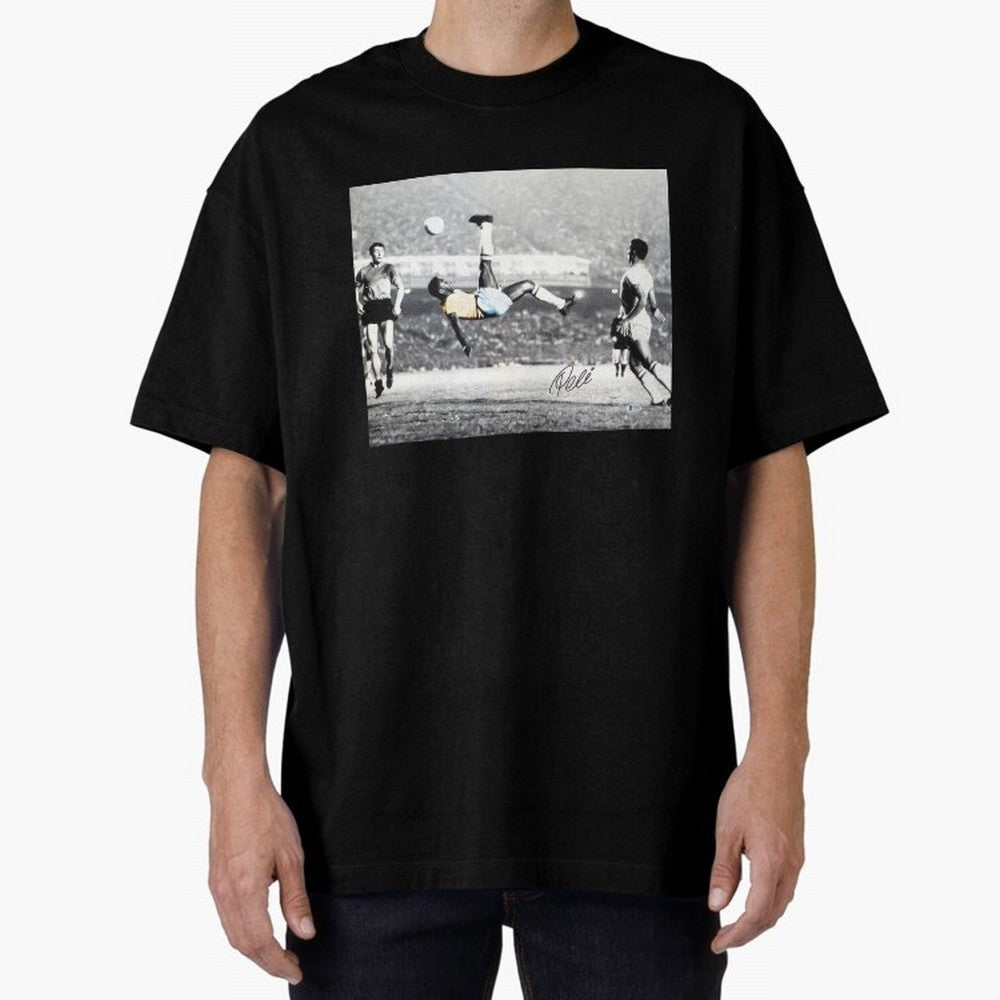 Classic Pele Bicycle Kick Legend1 Oversized T-Shirt Celebrate Golden Goal Energy in the FIFA World Cup 2026 USA Canada Mexico Journey through Messi, Neymar and Mbappe Highlights, Brazil, Portugal and Argentina Pride, Vintage Soccer Flavor, Modern
