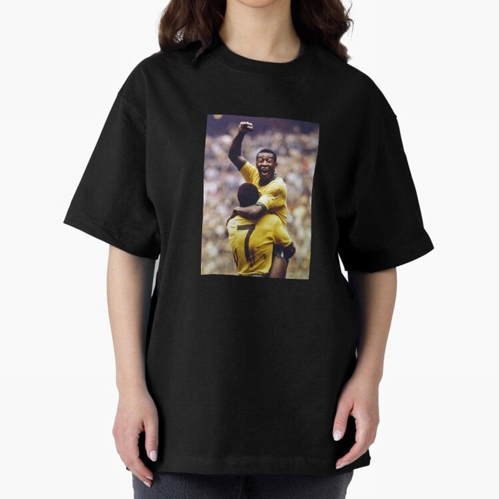 Pel¨¦'s Brilliance: Vintage 1970 World Cup Hero Print Oversized T-Shirt Discover FIFA World Cup 2026 Group Stage Celebrating CR7, Spain Energy, Champion Mindset, Group Stage Buzz, Knockout Tension and Passionate Fan Culture; Ideal for Fans Who