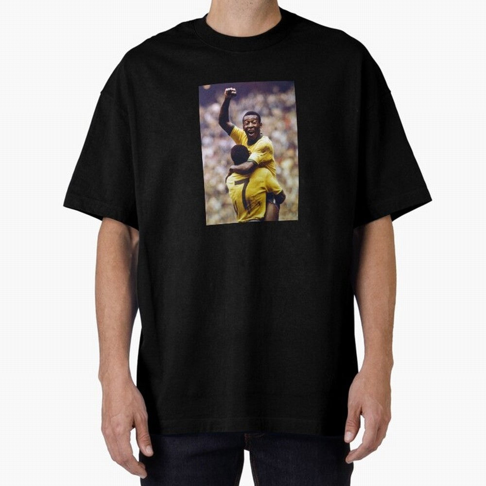 Pel¨¦'s Brilliance: Vintage 1970 World Cup Hero Print Oversized T-Shirt Discover FIFA World Cup 2026 Group Stage Celebrating CR7, Spain Energy, Champion Mindset, Group Stage Buzz, Knockout Tension and Passionate Fan Culture; Ideal for Fans Who