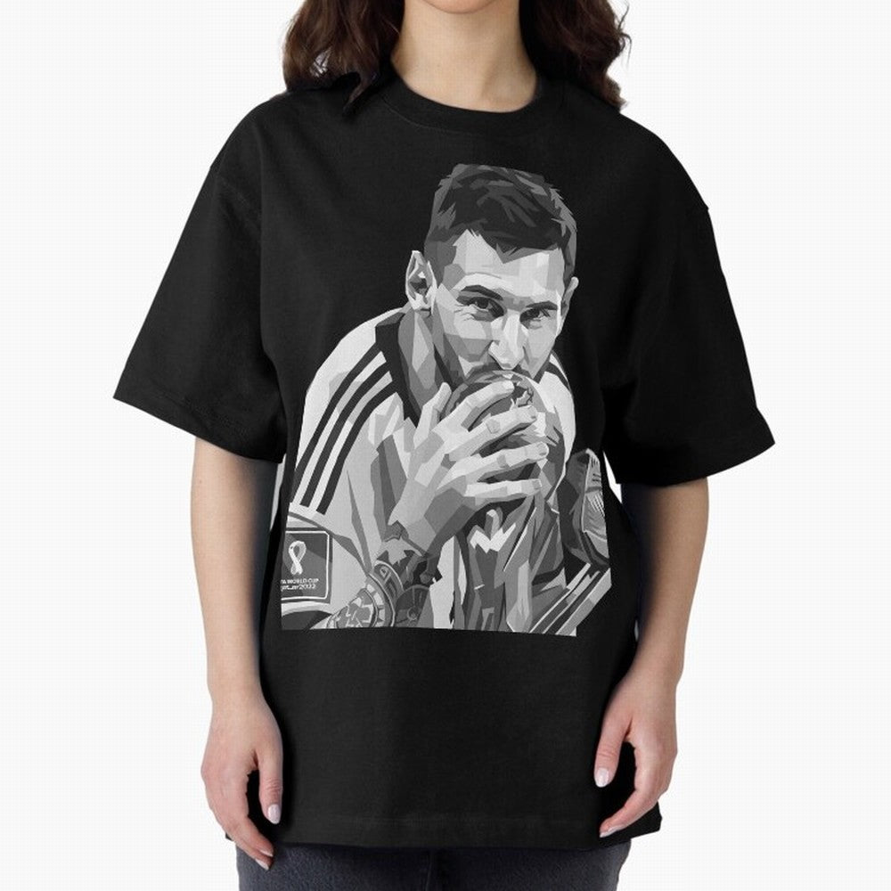 Messi grayscale Oversized T-Shirt Show Fan Pride Across FIFA World Cup 2026 USA Canada Mexico Spirit, Driven by England, Messi, Supporter Pride, Iconic Celebrations, Legendary Names and Global Match Day Energy; Great for Watch Parties, Sports Bars,