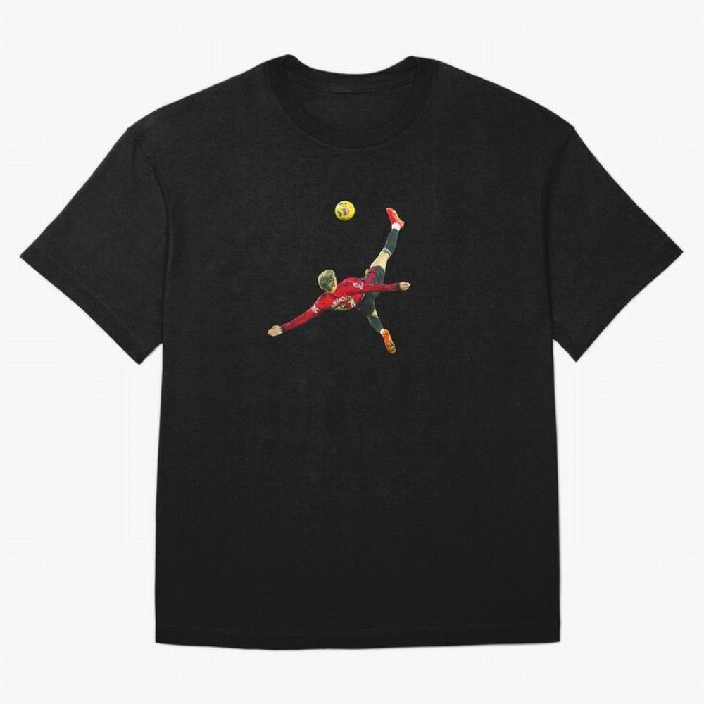 Alejandro Garnacho Bicycle Kick Classic T-Shirt Experience the Global Stage of Global Football Passion for FIFA World Cup 2026, Highlighting Cristiano Ronaldo, Haaland and CR7, France, Fan Favorite Moments, National Team Passion, Big Match Drama